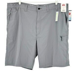 Wrangler Men UPF 40 Relaxed Fit Grey Field Utility Shorts 10" Inseam Size 48 NWT
